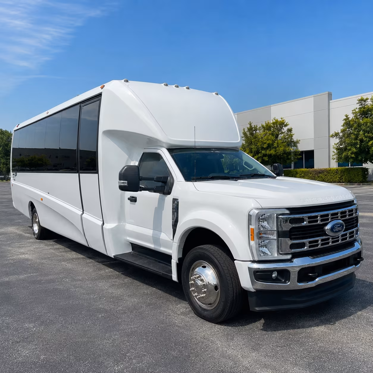 corporate airport transfer buses to newark liberty and beyond